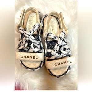 ❤️💙💙💙💖Chanel sandals